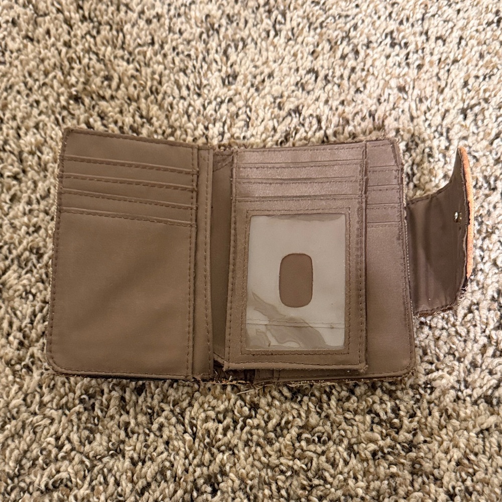 Vintage Brown Patterned Wallet - Picture 3 of 5
